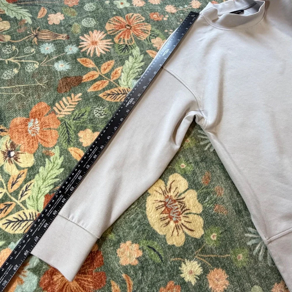 Banana Republic Mens Mock Neck Scuba Sweatshirt Gray Large Relaxed Fit Pullover